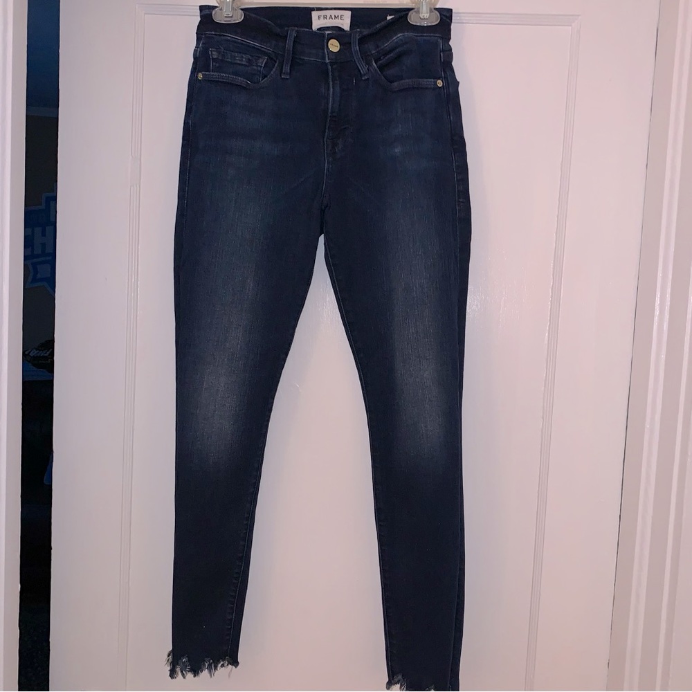 Women’s Jeans by Frame (Le Skinny de Jeanne) size 28 frayed ends
